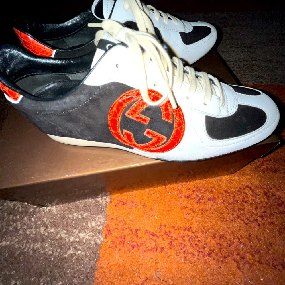 AUTHENTIC Gucci Sneakers